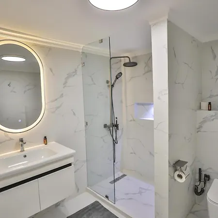 Appartement Nia Confort 2, En Plein Centre Ville, Uniquement Familles, Et Couples Maries Fez Esterno foto