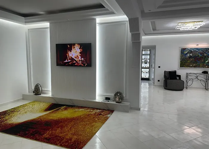 Appartement Nia Confort 2, En Plein Centre Ville, Uniquement Familles, Et Couples Maries